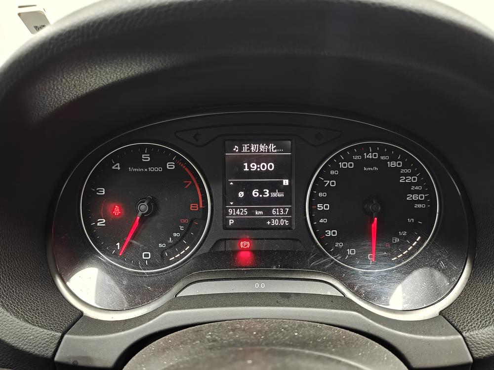 Audi A3 2014 Limousine 35 TFSI Automatic Comfort – фото 15