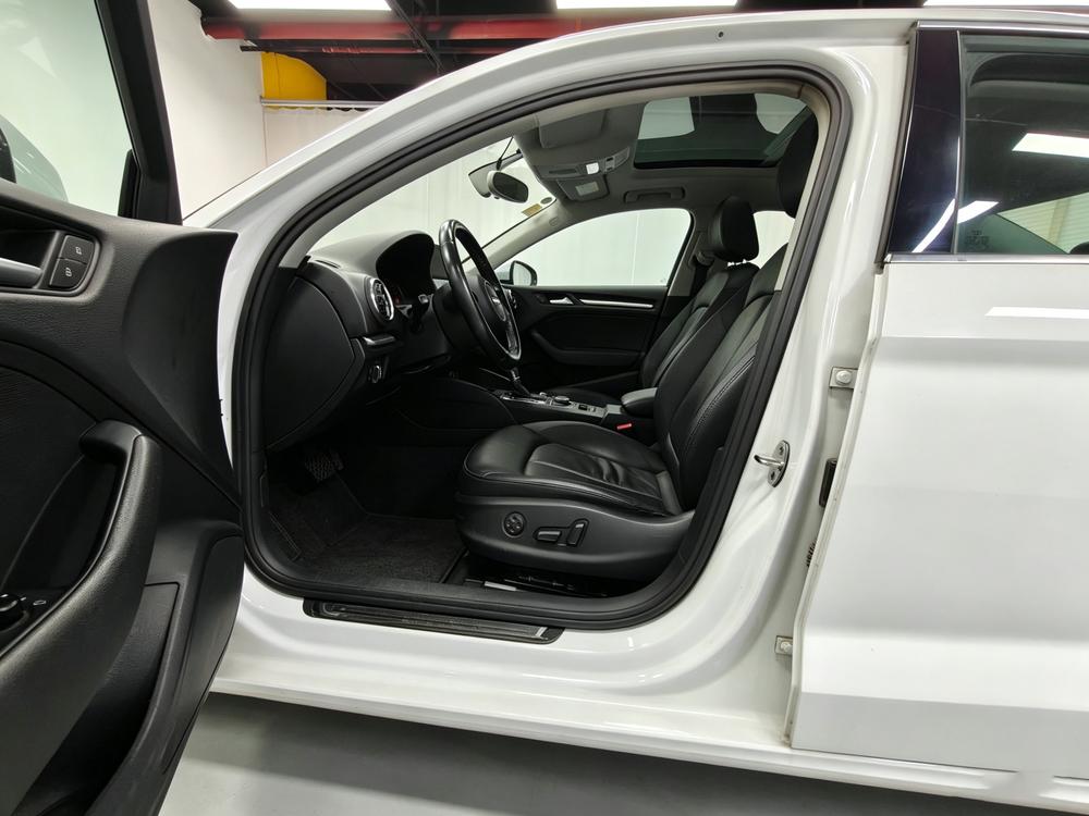 Audi A3 2014 Limousine 35 TFSI Automatic Comfort – фото 17