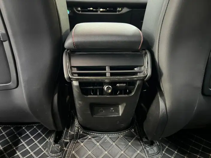 Ford Mondeo 2023 Model 1.5T E- Hybrid ST-Line – фото 7