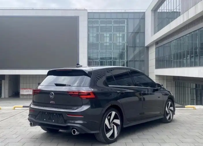 Volkswagen Golf GTI 2021 Model 380TSI DSG GTI
