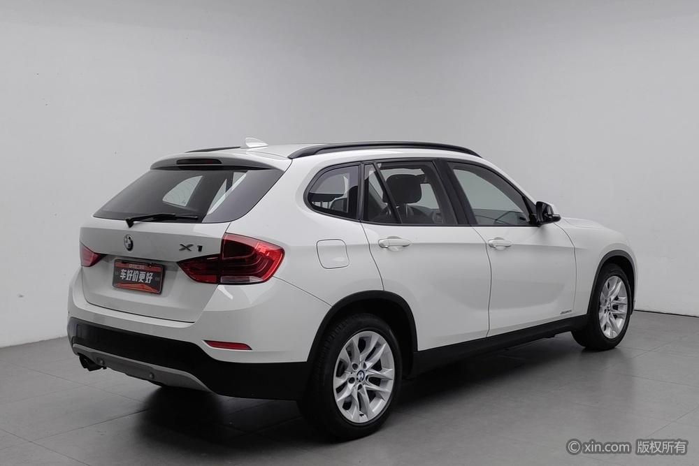 BMW X1 2014 sDrive18i Leader
