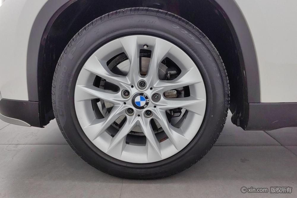 BMW X1 2014 sDrive18i Leader – фото 8