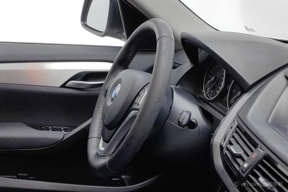 BMW X1 2014 sDrive18i Leader – фото 11