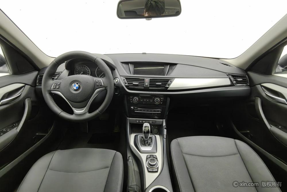 BMW X1 2014 sDrive18i Leader – фото 13