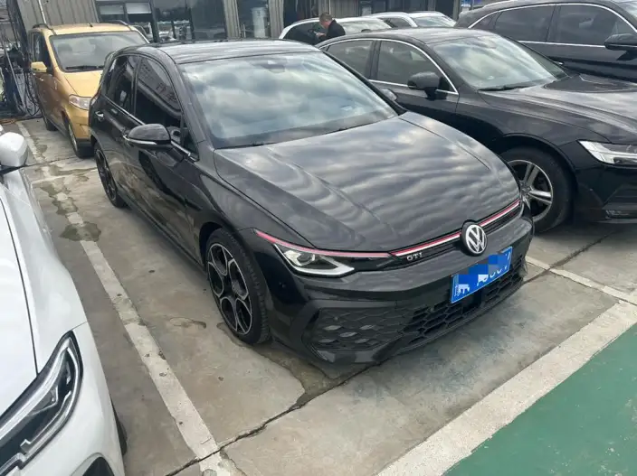 Volkswagen Golf GTI 2026 Model 380TSI DSG GTI