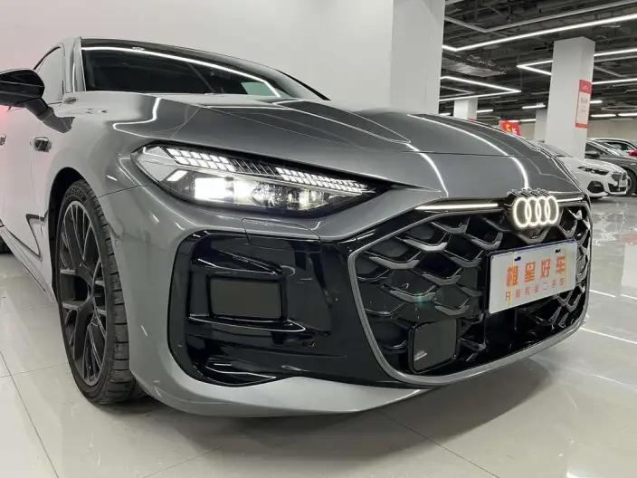 Audi A5 L Sportback 2026 Model 2.0TFSI quattro 150kW First Edition Limited edition