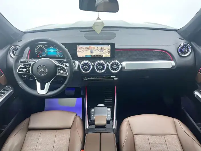 Mercedes-Benz GLB 2022 Model GLB 220 Fashion Model – фото 5