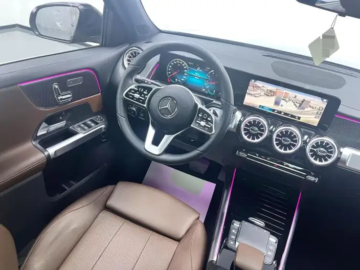 Mercedes-Benz GLB 2022 Model GLB 220 Fashion Model – фото 7