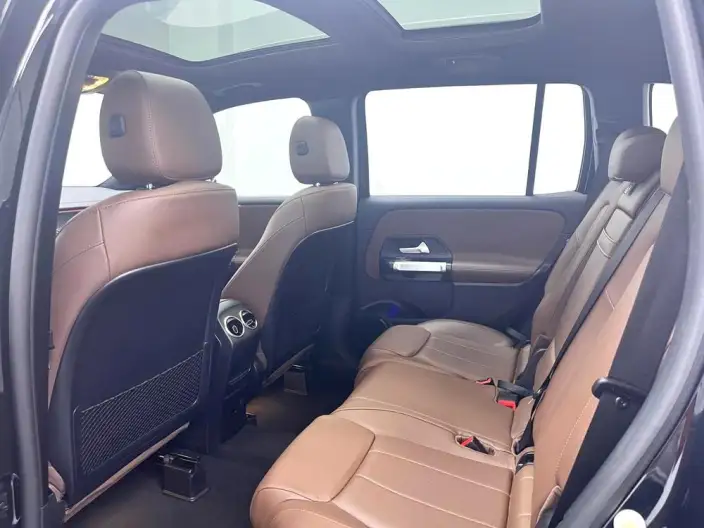 Mercedes-Benz GLB 2022 Model GLB 220 Fashion Model – фото 9