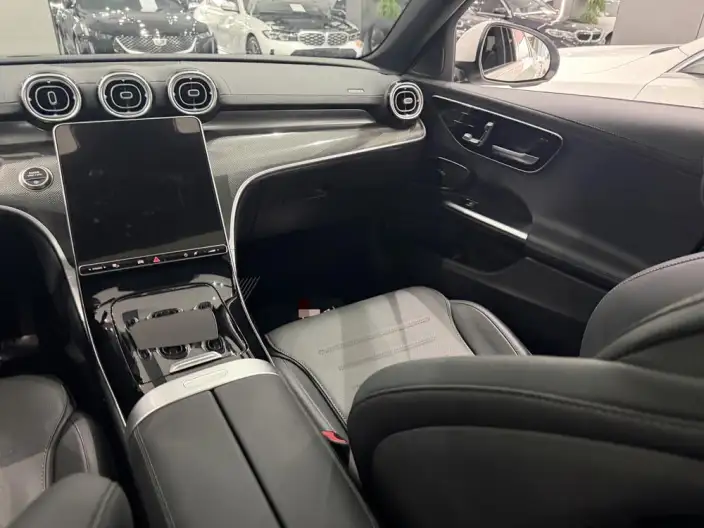 Mercedes-Benz C-Class 2024 Model C 260 L Sports Edition – фото 9