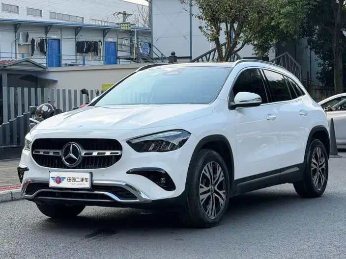 Mercedes-Benz GLA 2024 Model GLA 220 – фото 1