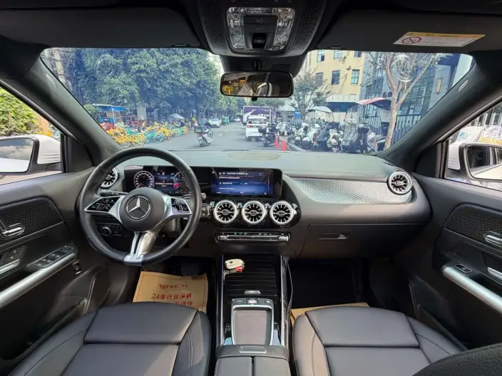 Mercedes-Benz GLA 2024 Model GLA 220 – фото 8
