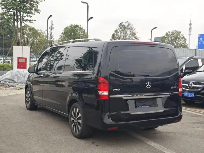 Viano 2021 Model 2.0T Elite Edition 9 seat – фото 4