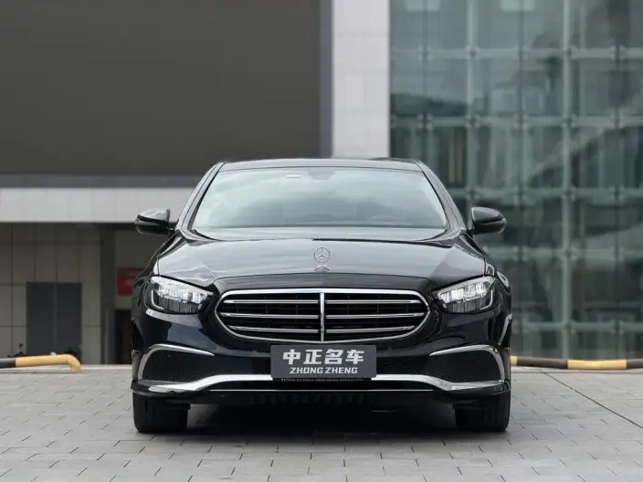 Mercedes-Benz E-Class 2022 Model E 260 L sedan – фото 2