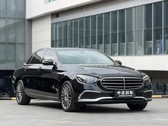 Mercedes-Benz E-Class 2022 Model E 260 L sedan – фото 3