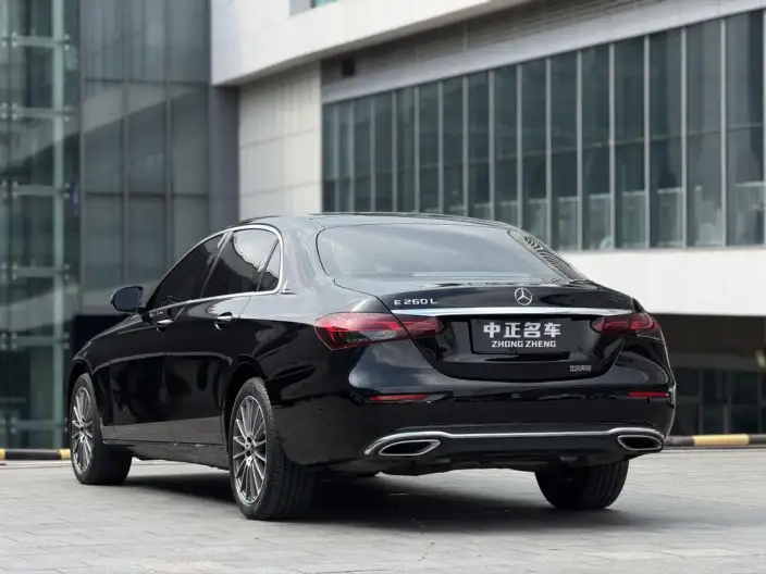Mercedes-Benz E-Class 2022 Model E 260 L sedan – фото 4