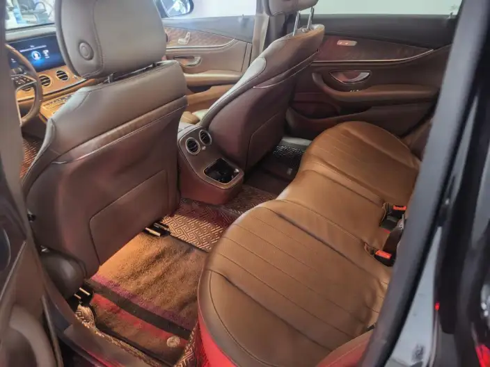 Mercedes-Benz E-Class 2023 Model Facelift E 260 L Sports sedan – фото 10