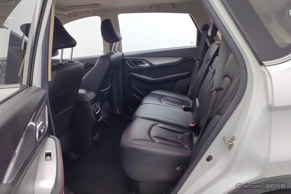 Baojun 560 2016 1.5T Manual Luxury – фото 19