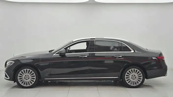 Mercedes-Benz E-Class 2022 Model Facelift II E 300 L Fashion Model sedan – фото 4