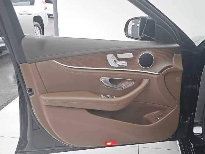 Mercedes-Benz E-Class 2022 Model Facelift II E 300 L Fashion Model sedan – фото 10