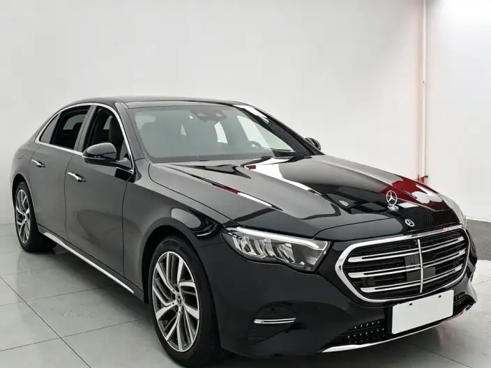 Mercedes-Benz E-Class 2025 Model E 300 L Fashion Model sedan – фото 3