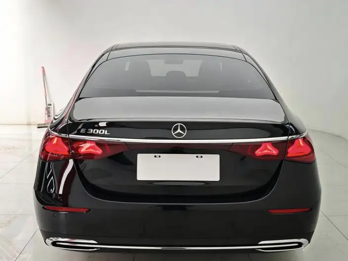 Mercedes-Benz E-Class 2025 Model E 300 L Fashion Model sedan – фото 6