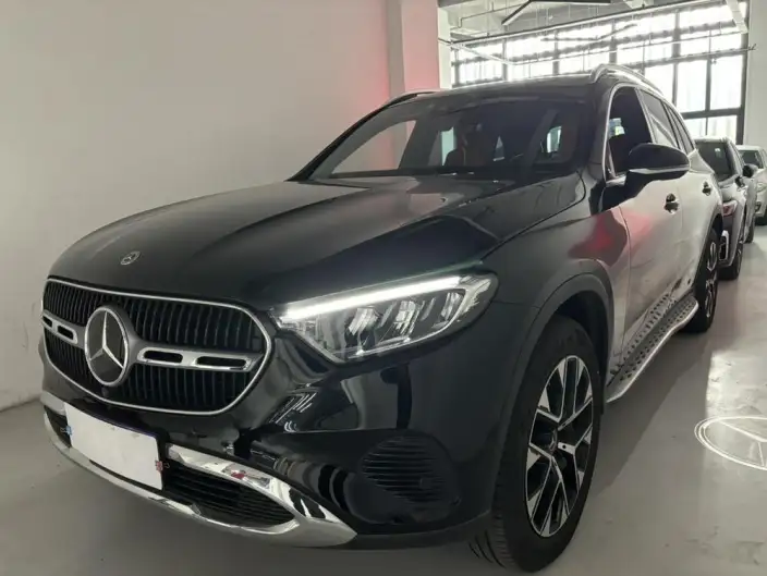 Mercedes-Benz GLC 2026 Model GLC 260 L 4MATIC Dynamic Model 5 seat – фото 1