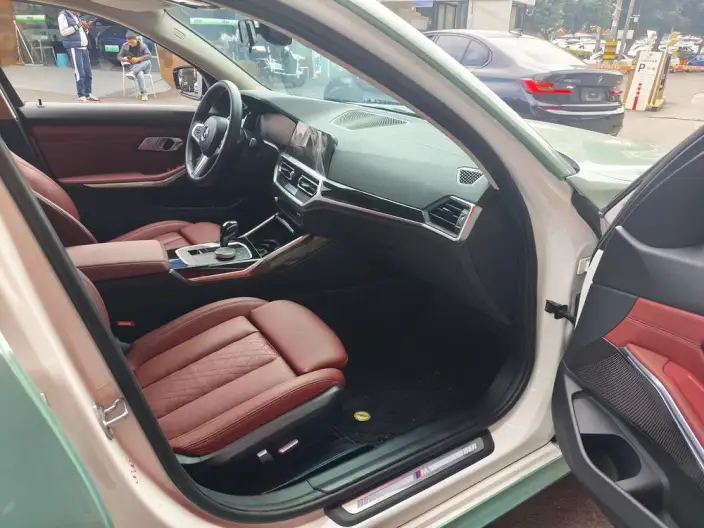 BMW 3 Series 2022 Model 320Li M Sports Set – фото 4