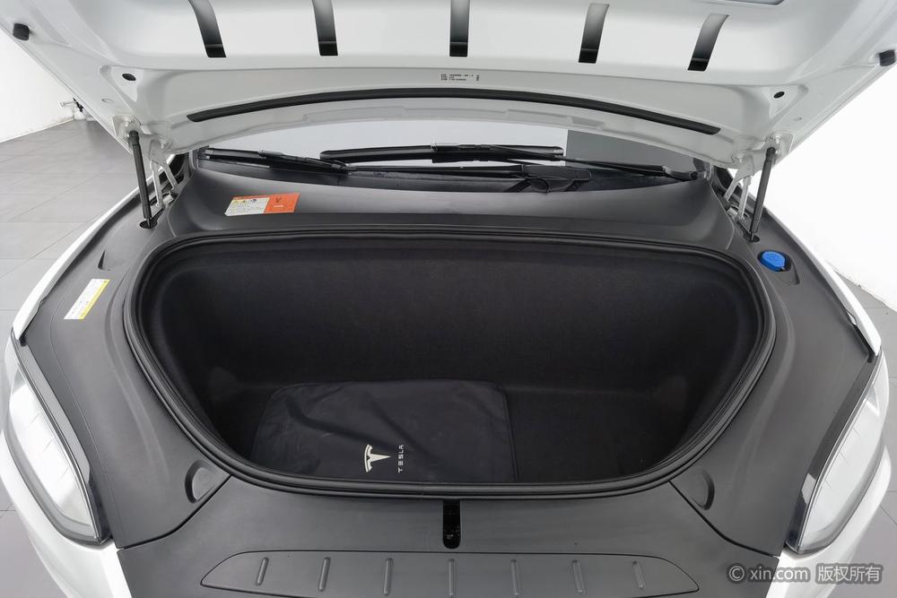 Tesla Model X 2016 90D – фото 5