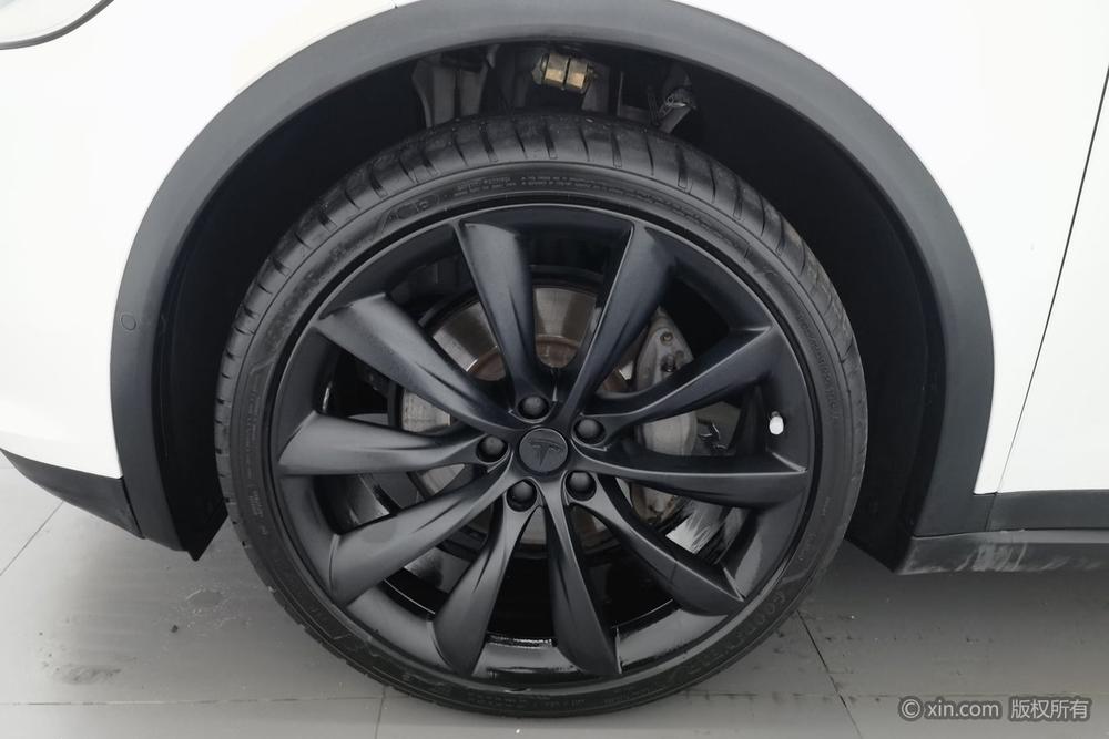 Tesla Model X 2016 90D – фото 9