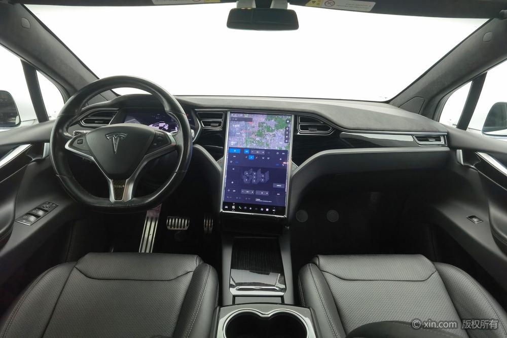 Tesla Model X 2016 90D – фото 14