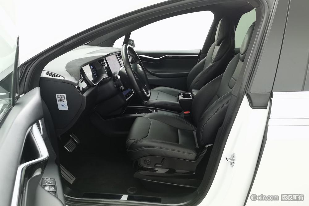 Tesla Model X 2016 90D – фото 17