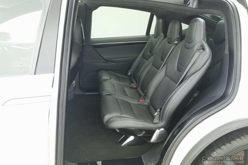 Tesla Model X 2016 90D – фото 19