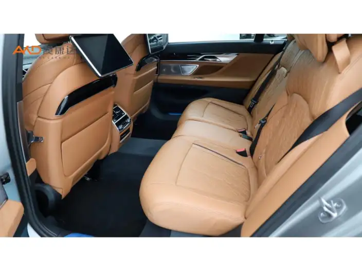 BMW 7 Series 2022 Model 740Li xDrive Executive Model Luxury Set – фото 8