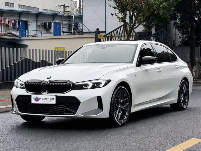 BMW 3 Series 2025 Model 330Li M Sports Night Set – фото 1