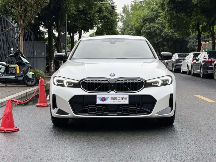 BMW 3 Series 2025 Model 330Li M Sports Night Set – фото 2