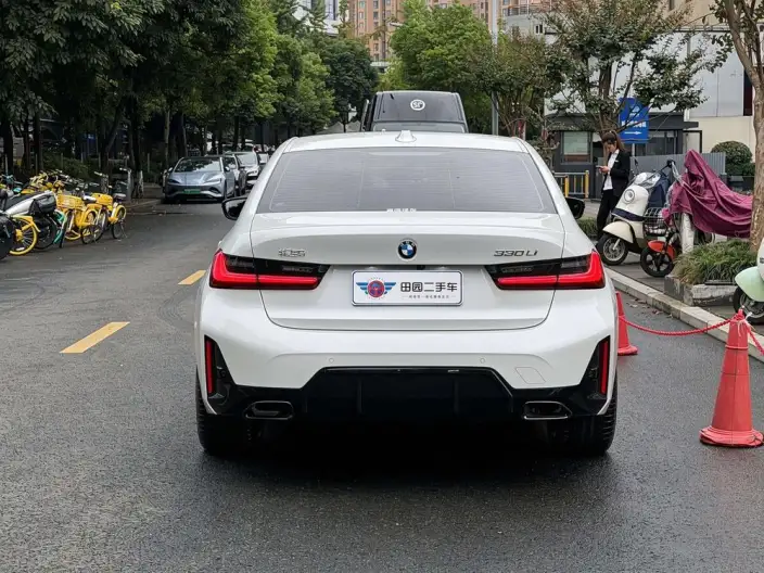 BMW 3 Series 2025 Model 330Li M Sports Night Set – фото 5