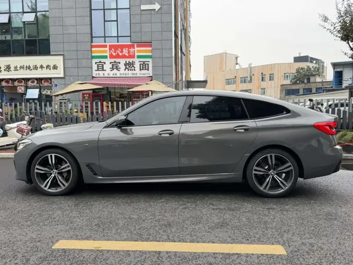 BMW 6 Series GT 2021 Model 630i M Sports Set – фото 3