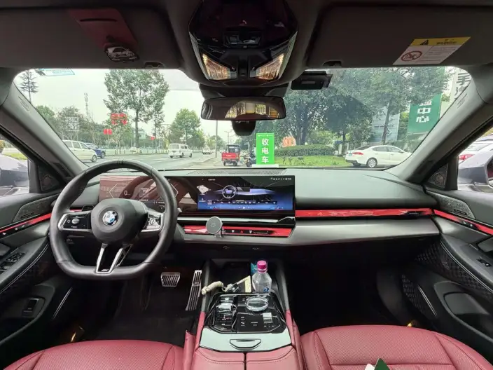 BMW 5 Series 2024 Model 530Li Leading Model M Sports Set – фото 8