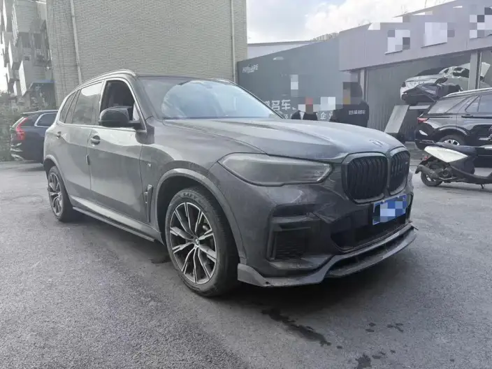 BMW X5 2022 Model xDrive 30Li Exclusive Model M Sports Set – фото 2