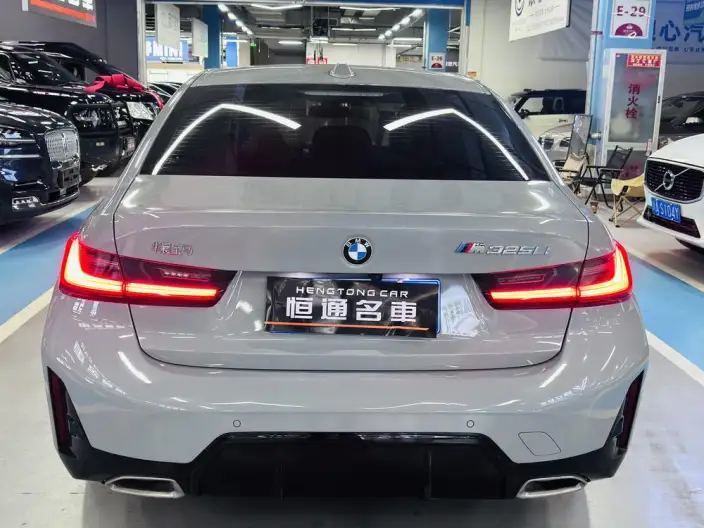 BMW 3 Series 2025 Model 325Li M Sports Set – фото 4
