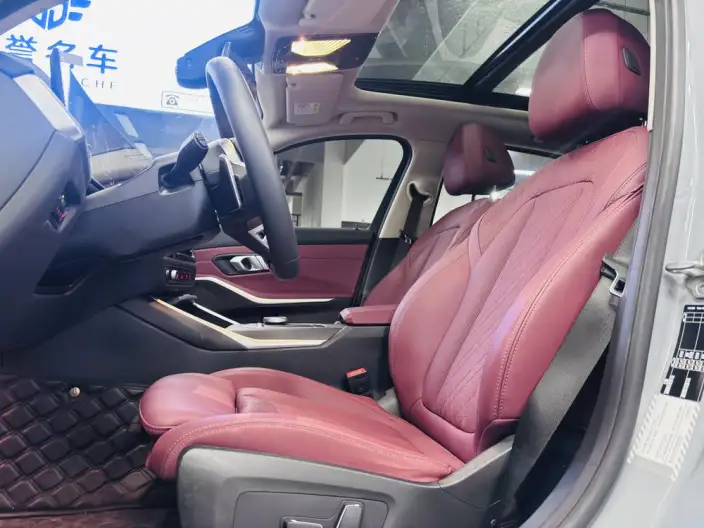 BMW 3 Series 2025 Model 325Li M Sports Set – фото 10