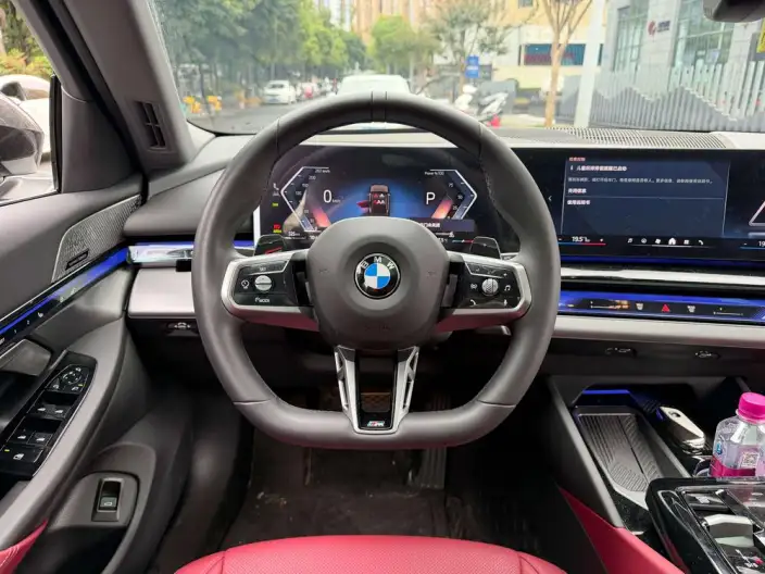 BMW 5 Series 2026 Model 530Li Leading Model M Sports Set – фото 10