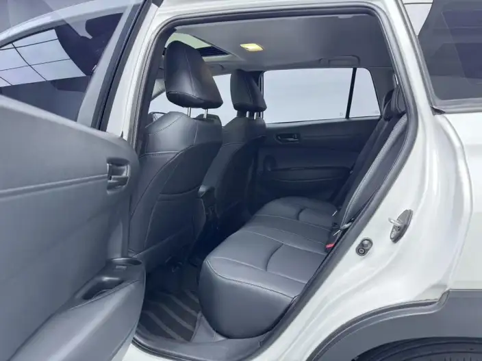 Toyota Corolla Cross 2024 Model 2.0L CVT Ultimate Edition – фото 9
