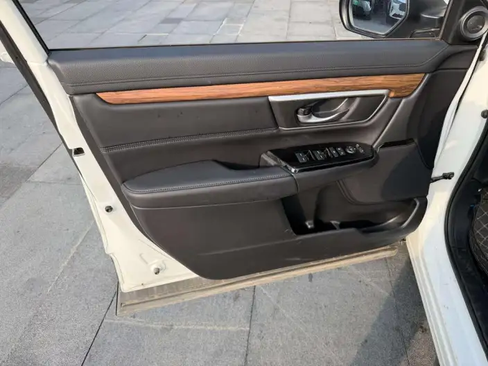 Honda CR-V 2021 Model 240TURBO CVT 2WD Fashion edition – фото 6