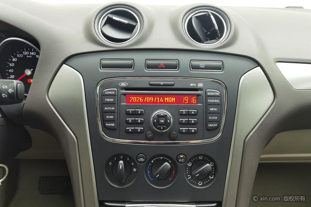 Ford Mondeo-Zhisheng 2011 2.3L Fashion – фото 14