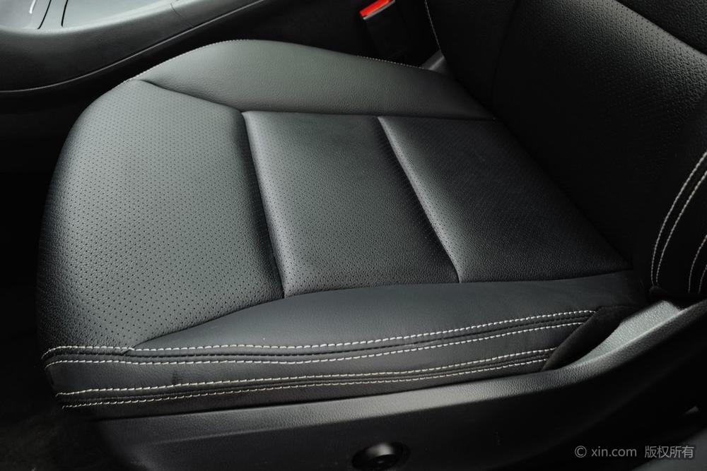 Mercedes-Benz GLA 2015 GLA 200 Dynamic – фото 19