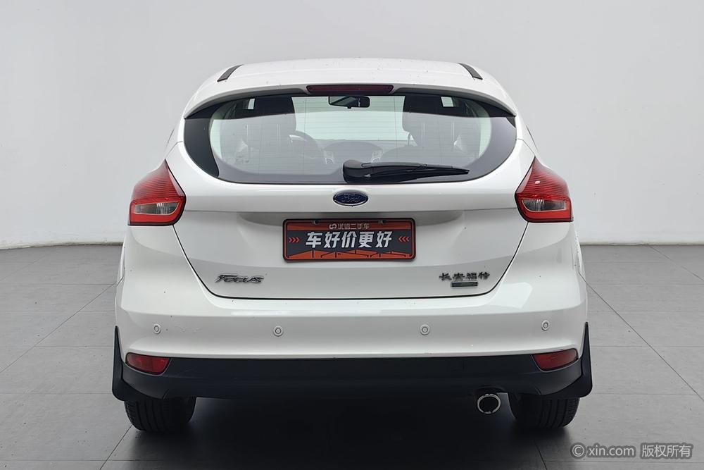 Ford Focus Hatchback 2015 EcoBoost 180 Automatic Elite