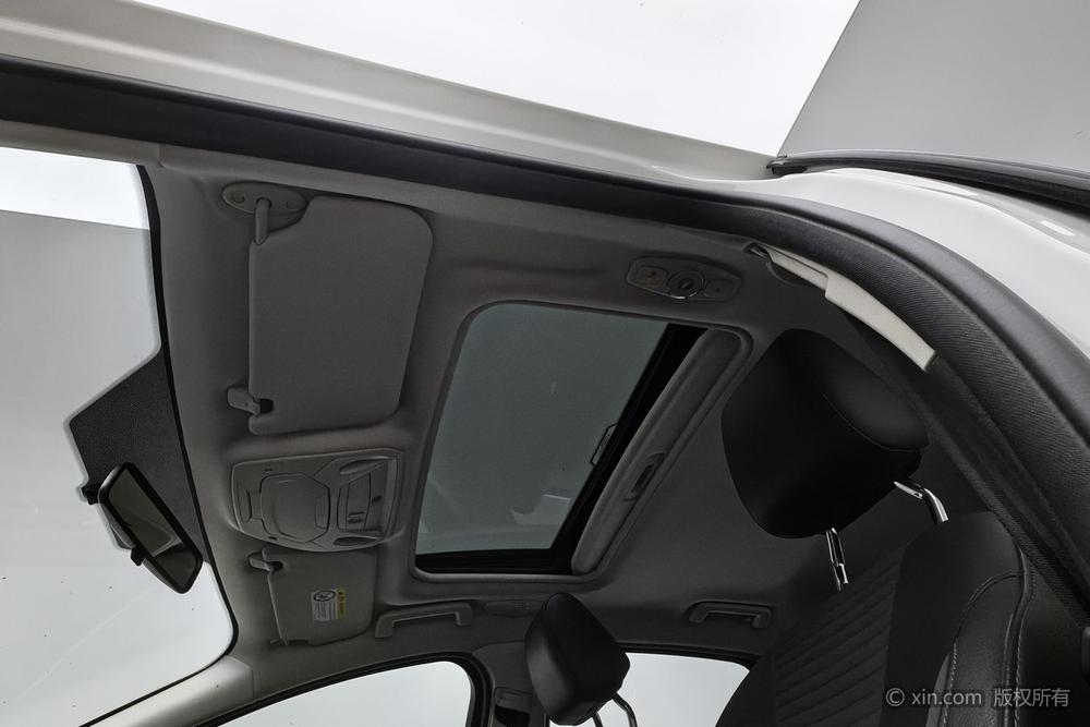 Ford Focus Hatchback 2015 EcoBoost 180 Automatic Elite – фото 20
