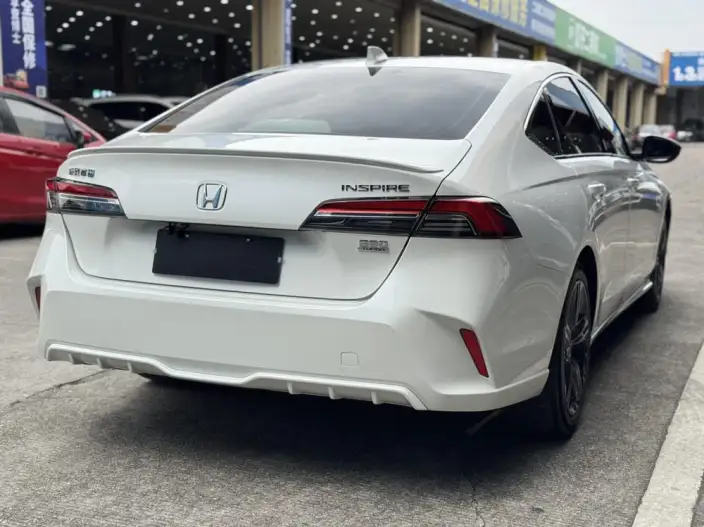 Honda INSPIRE 2023 Model 260TURBO Exquisite Edition – фото 6